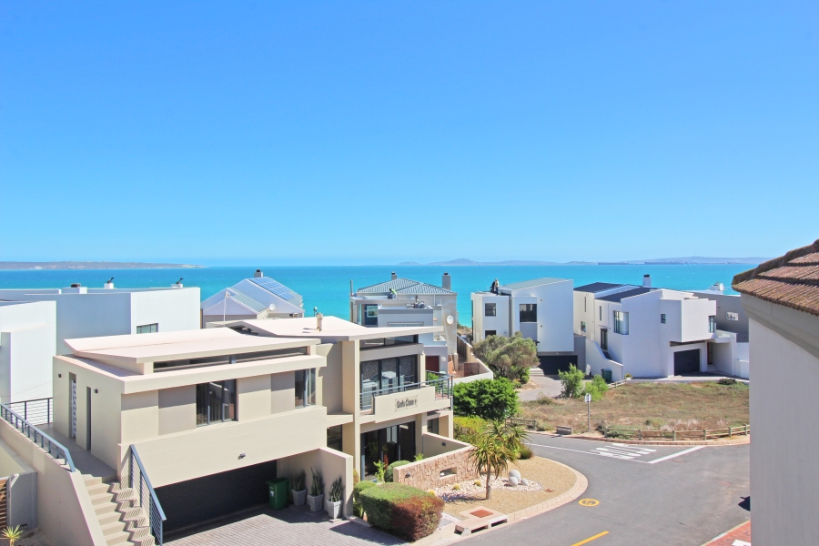 4 Bedroom Property for Sale in Calypso Beach Western Cape